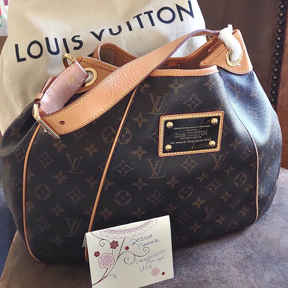 AUTHENTIC LOUIS VUITTON GALLERIA PM